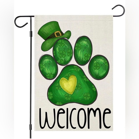 NWT ST. PATRICKS DAY DOG PAW 12x18 YARD DECOR FLAG - Picture 1 of 4